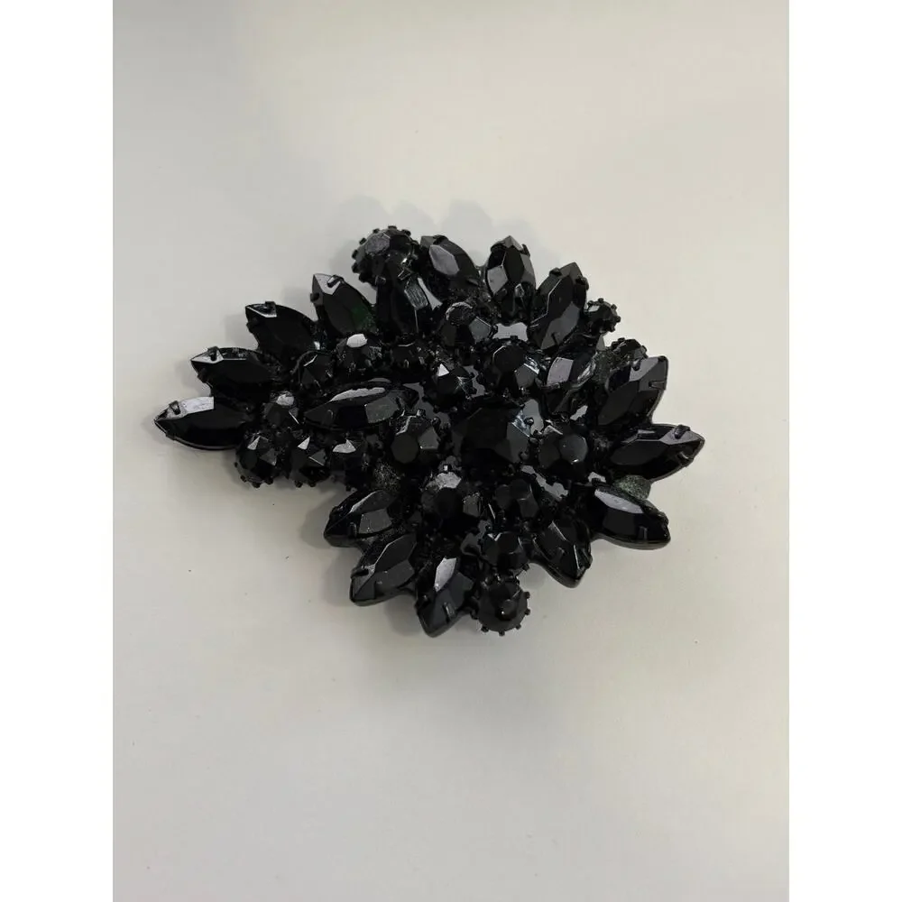 Vintage Weiss Brooch Black Stones Signed
